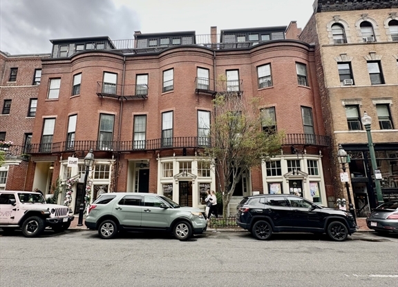 105 Charles Street 1