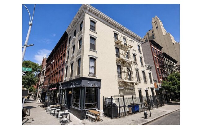 459 W 50th St