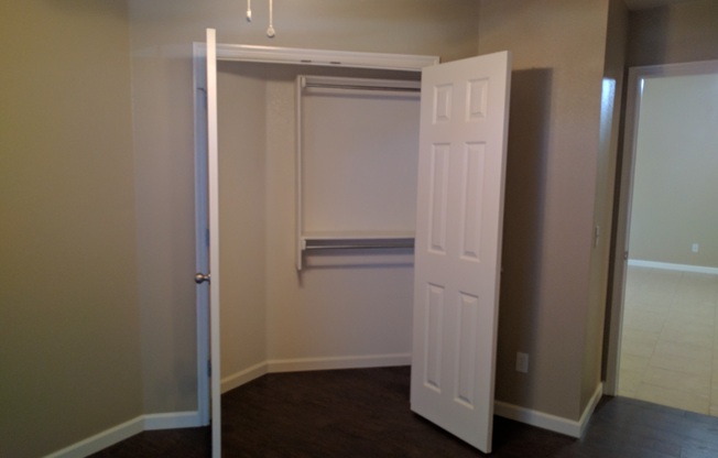 416 Cherokee Gate Dr  3Bd/ 2Ba House - Yukon