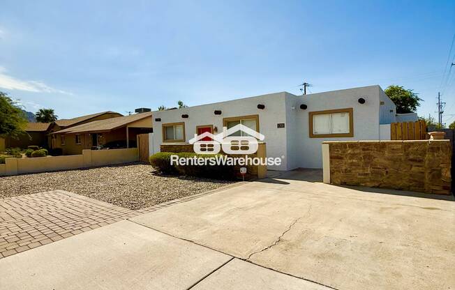 1201 E WINTER DR