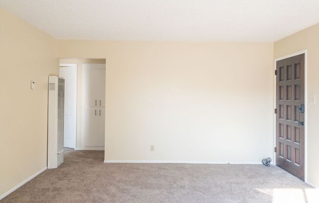 110-112 Locust Avenue