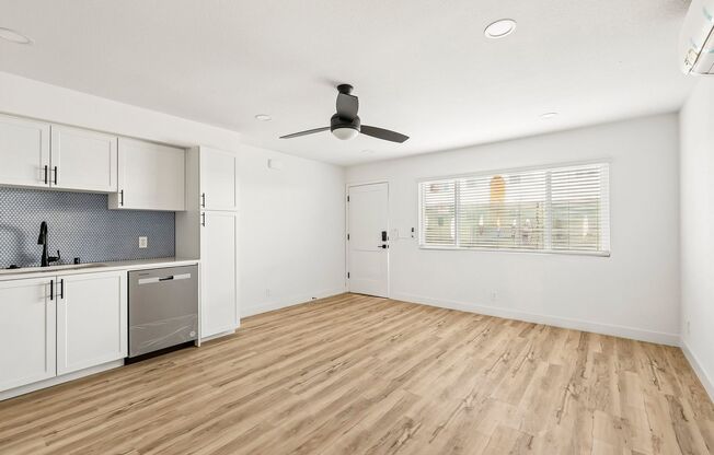 3 beds, 2.5 baths, 920 sqft, $3,295, Unit 45
