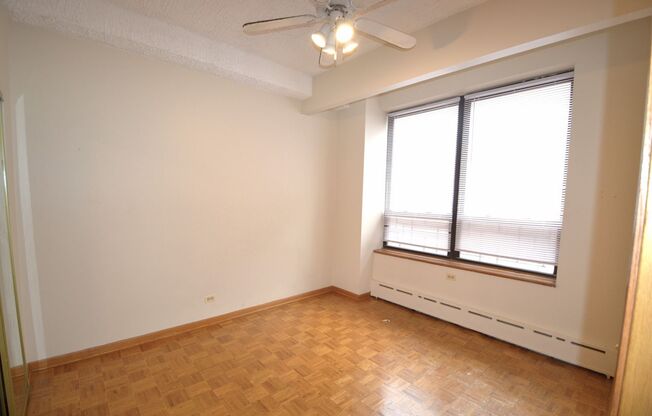 1 bed, 1 bath, 700 sqft, $1,600, Unit 418-0110