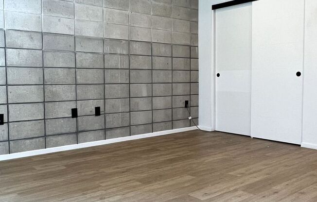 Studio, 1 bath, 406 sqft, $2,095, Unit 213