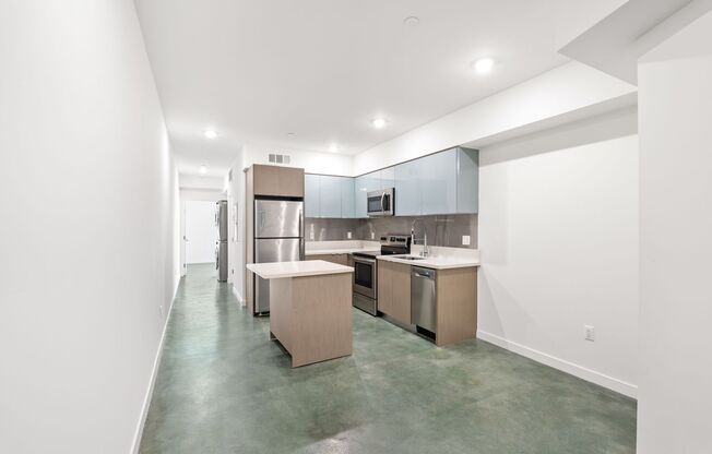 1 bed, 1 bath, 487 sqft, $1,975, Unit 311