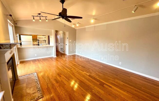 2215 Post Rd