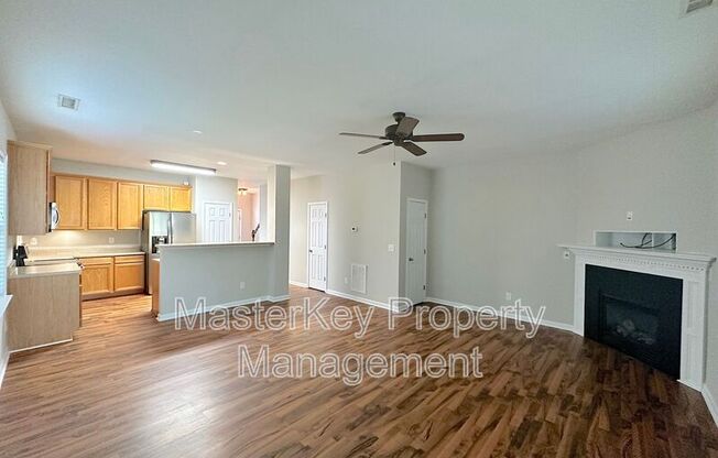 631 ELM AVE