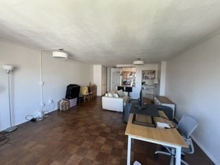 1 bed, 1 bath, 871 sqft, $3,250, Unit 17D