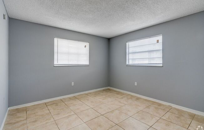 2 beds, 2 baths, 949 sqft, $1,865, Unit 415-204