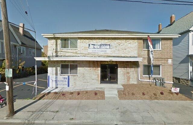1418 W MITCHELL ST