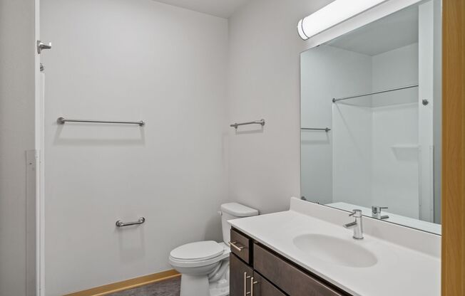 1 bed, 1 bath, 674 sqft, $1,090, Unit 411