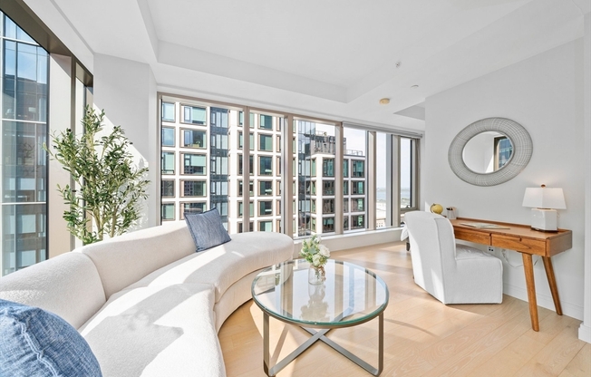 1 bed, 1 bath, 857 sqft, $7,000, Unit 1603