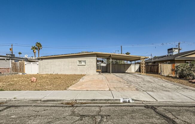 STYLISH MODERN Home Near the Las Vegas Strip - Big Backyard!