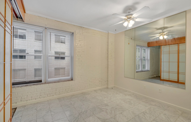 2007 O Street, NW #104