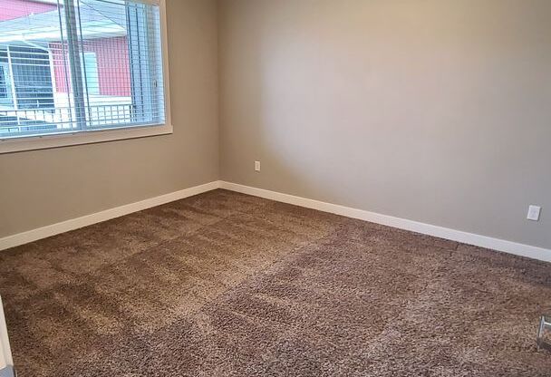 2 beds, 2 baths, $1,525, Unit 217