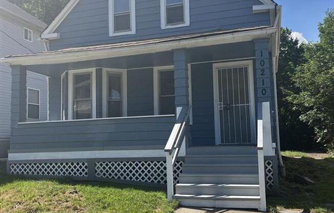 Section 8 Accepted! Cozy Renovated 3-Bedroom Home!