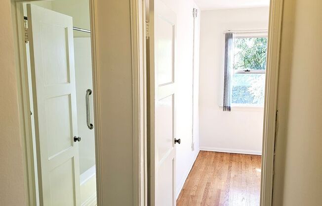 1 bed, 1 bath, $1,895, Unit 5