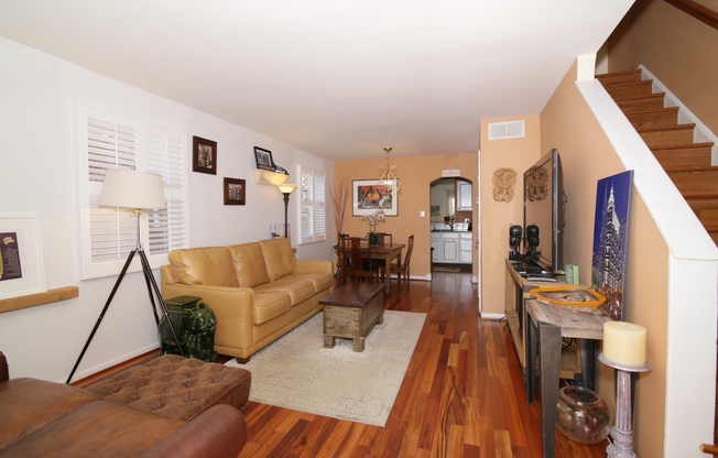 2 beds, 2 baths, $3,250