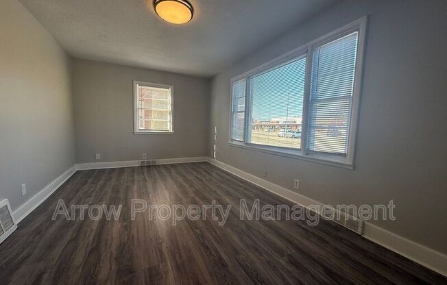 136 N 27 ST