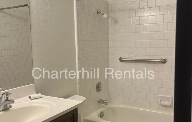 3 beds, 2 baths, $3,000