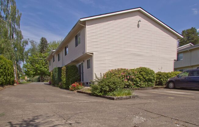 2 Bedroom Townhouse