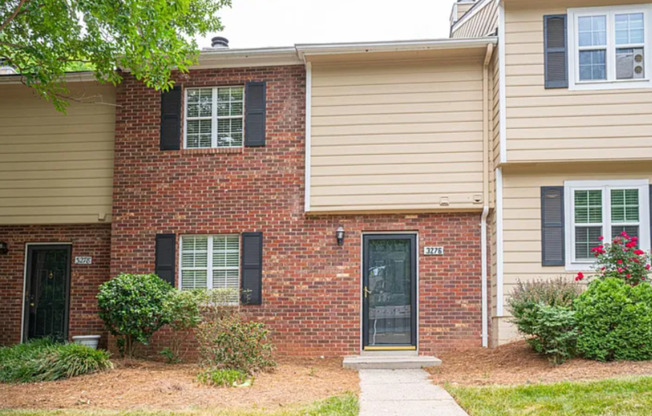 Extremely Spacious Townhome by South Park