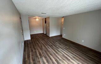 2 beds, 2 baths, $895