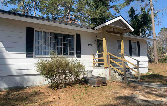 3519 EVANGELINE DR