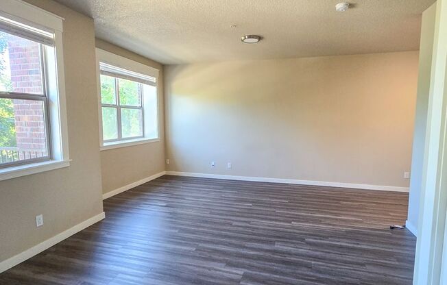 Studio, 1 bath, 596 sqft, $1,350, Unit 207