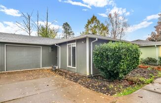 1626 - 1628 Madras St SE