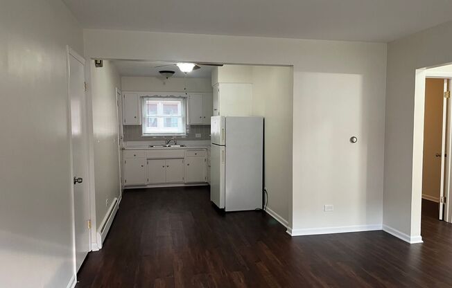 1710-16 Touhy LLC