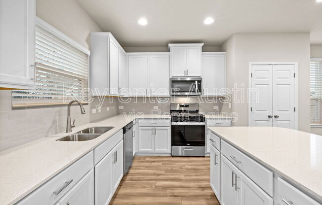 1156 AUTUMN HEATHER DR