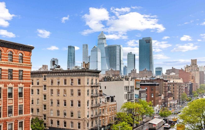 1 bed, 1 bath, 585 sqft, $5,500, Unit 5J