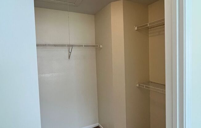 1 bed, 1 bath, 653 sqft, $859