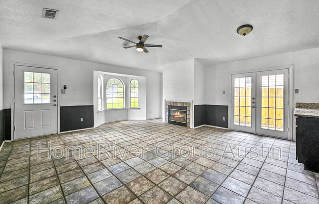1269 HILLTOP DR