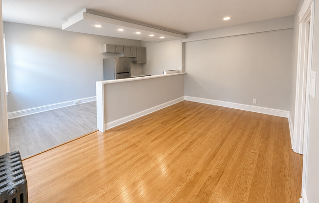 1 bed, 1 bath, 625 sqft, $1,295, Unit 43
