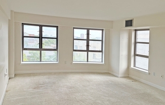1 bed, 1.5 baths, 823 sqft, $3,300, Unit 801
