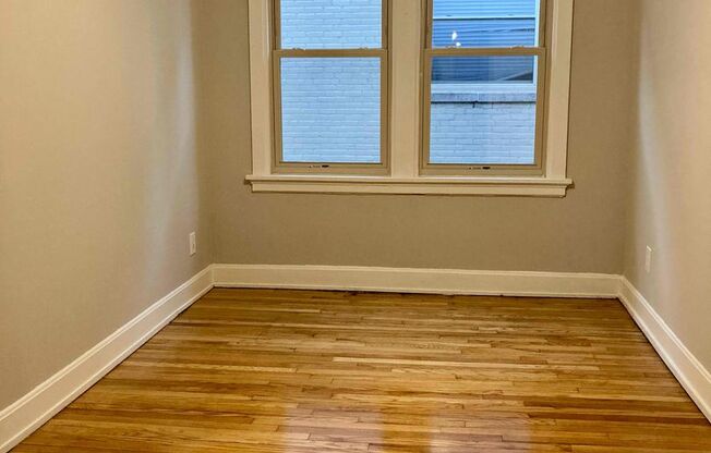 1 bed, 1 bath, 560 sqft, $1,095, Unit 3409-82