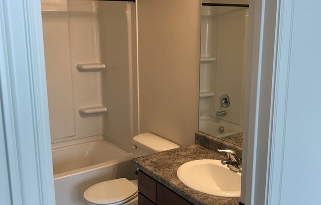 2 beds, 2 baths, 1,125 sqft, $1,250, Unit 2510 Charleston F4