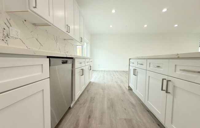 Chic Modern Living in Panorama City – 4 Bed, 4 Bath New Build