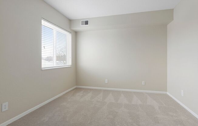2 beds, 2 baths, 1,250 sqft, $1,995, Unit 1160-04