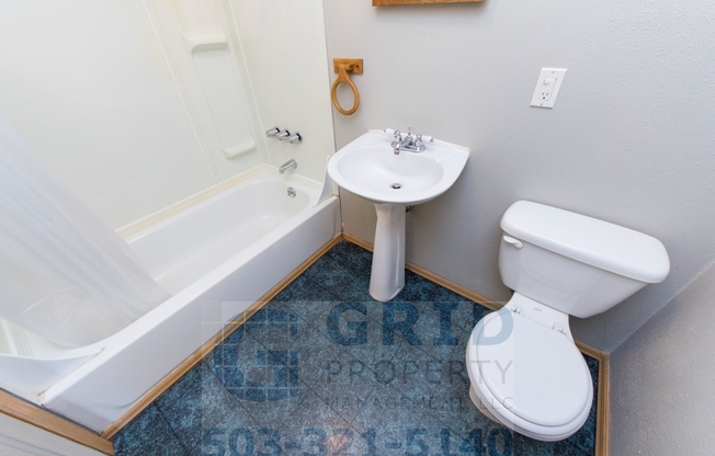 2 beds, 1 bath, $2,245