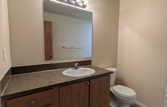 2 beds, 2 baths, 994 sqft, $1,575, Unit E302