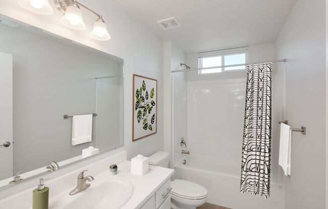 2 beds, 2 baths, $1,547, Unit Q201