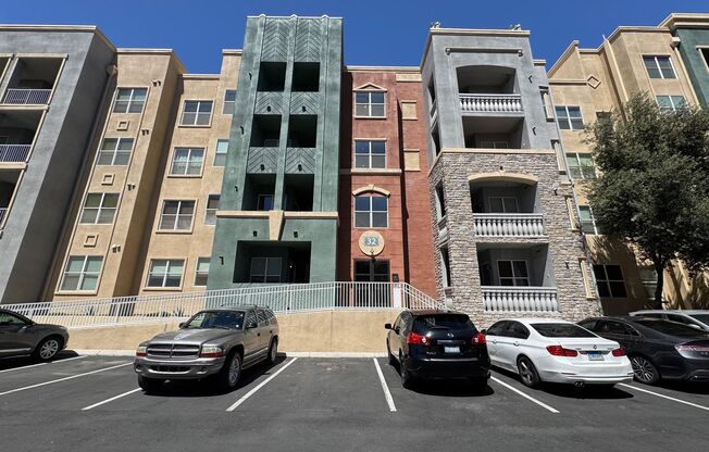 STUNNING 2 BEDROOM 2 BATHROOM FIRST FLOOR CONDO LOCATED ON THE SOUTH LAS VEGAS STRIP. SITUATED IN A GUARD GATED COMMUNITY