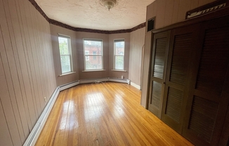 136 SARATOGA ST