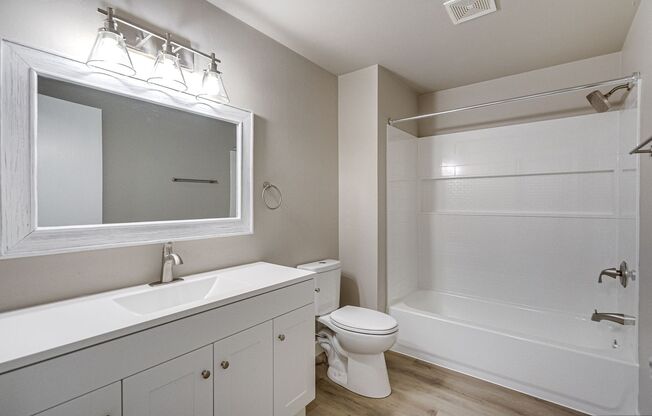 3 beds, 2.5 baths, 1,300 sqft, $1,999, Unit TH 2403-04