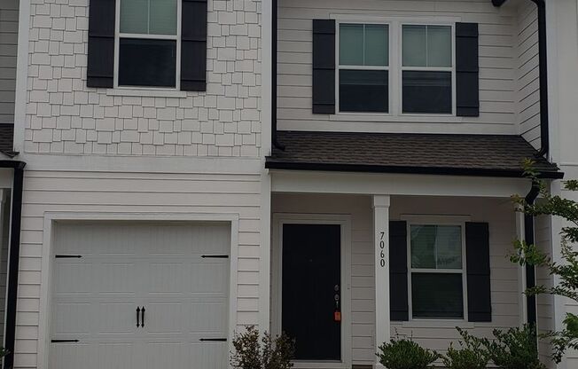 3BD/2.5BTH Townhome - Belmont - AVAILABLE September 12th