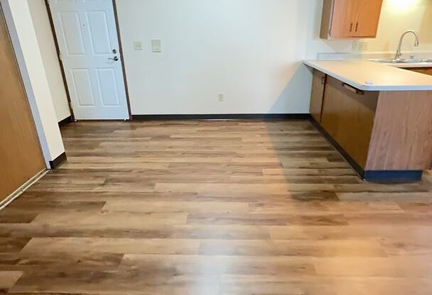 2 beds, 1 bath, 910 sqft, $969.99, Unit 1780-Q303