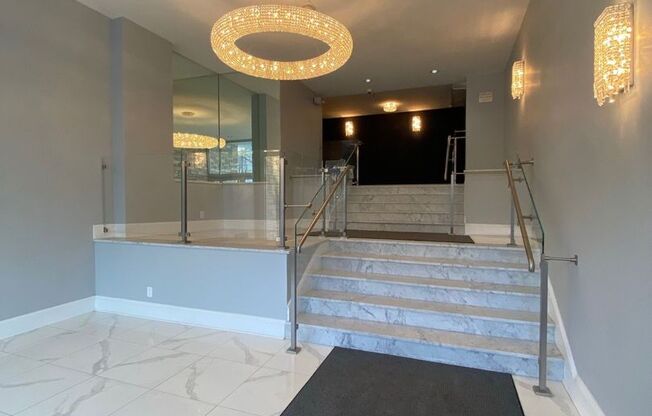 1 bed, 1 bath, $2,200, Unit 5D